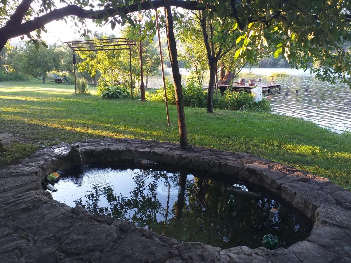 Konjic Lakeside Resort Екстер'єр фото